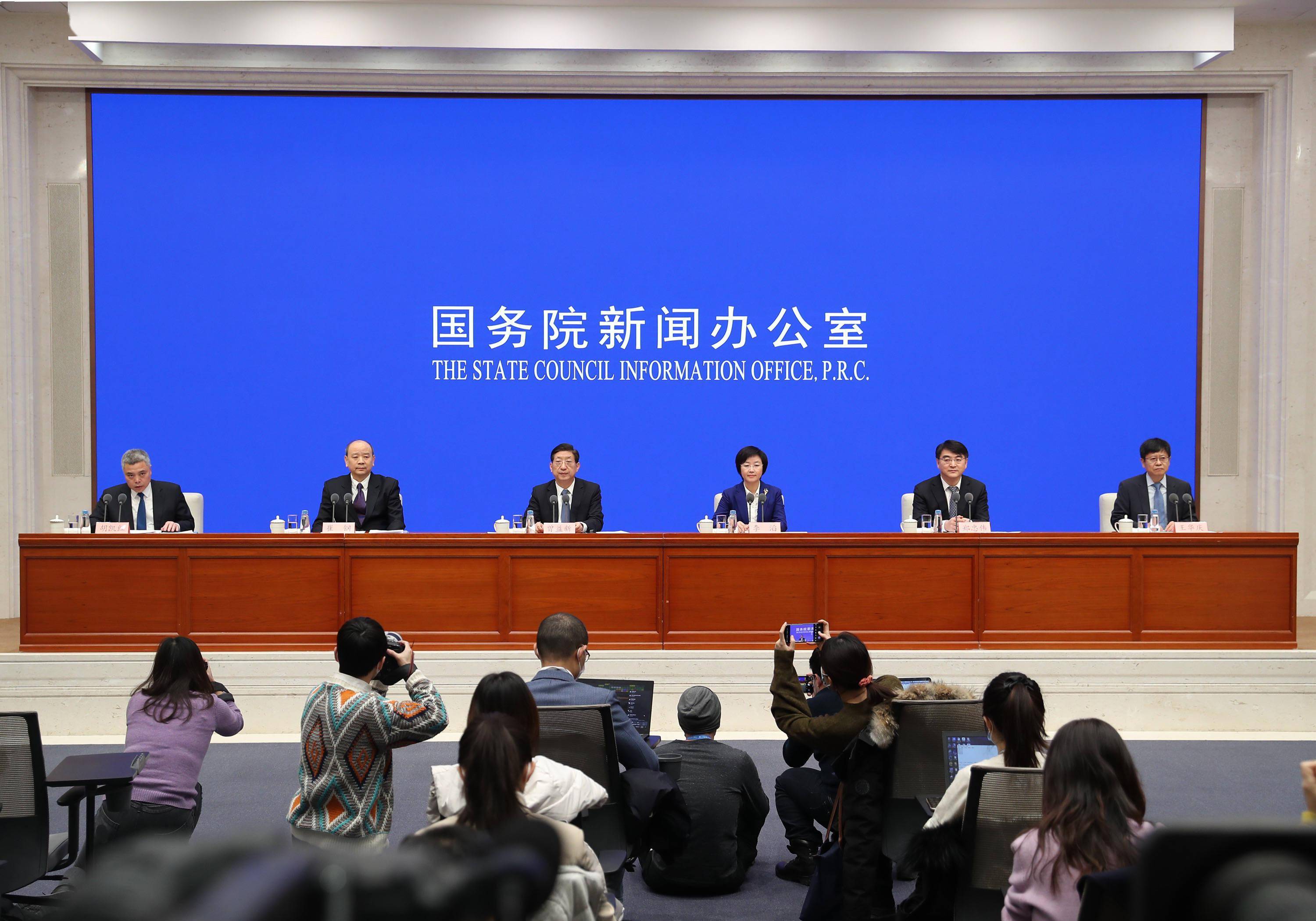 新奥彩资料免费全公开，揭秘彩票行业的秘密与机遇，揭秘彩票行业秘密与机遇，新奥彩资料全公开免费分享