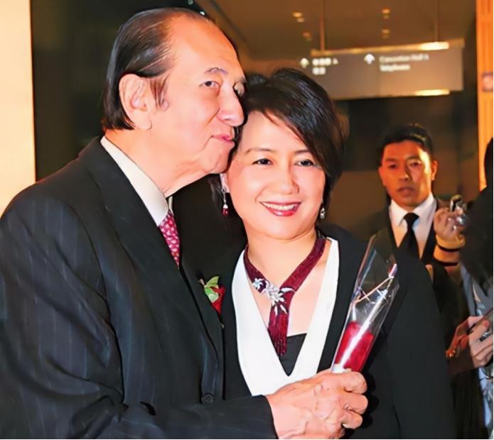 揭秘，2004年新澳门一肖一马传奇，揭秘，2004年澳门生肖马传奇传奇故事揭晓