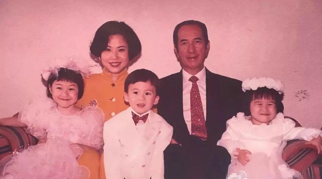 噢门六开彩开奖结果2004年