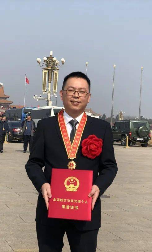 刘伯温一肖准来中特，揭秘传奇人物背后的秘密，揭秘传奇人物刘伯温背后的秘密，精准预测中的特质与传奇故事