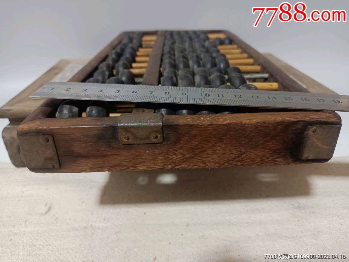 铁算算盘4887白小姐，神秘数字背后的故事，铁算算盘揭秘，白小姐与神秘数字4887的故事