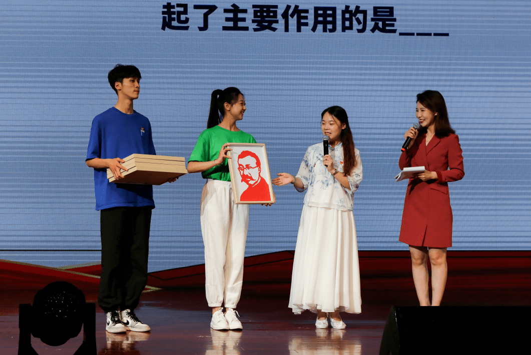 刘伯温猜一生肖2021，揭秘神秘预言背后的故事与生肖运势分析，刘伯温揭秘生肖预言，揭秘生肖运势与神秘预言背后的故事（2021年生肖预测）
