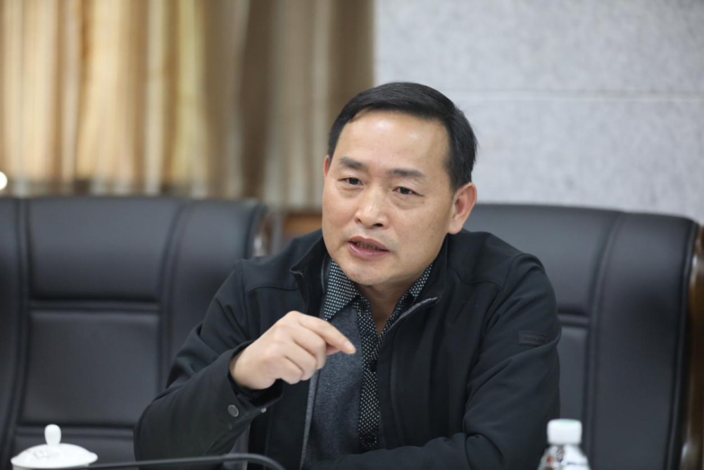 王中王一肖平，聚焦关键词背后的故事与成就，王中王一肖平，聚焦关键词背后的故事成就传奇人生
