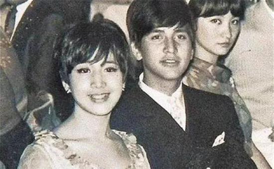 2004新澳门天天开好彩大全正版——全面解析与回顾，澳门彩票解析与回顾，2004年天天好彩正版大全